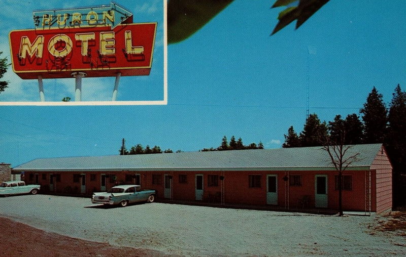 Huron Inn (Huron Motel) - Vintage Postcard (newer photo)